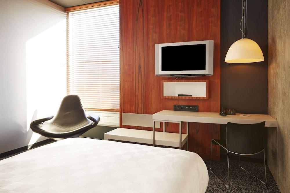 Hotel Alt Quartier Dix30 Brossard Exteriör bild