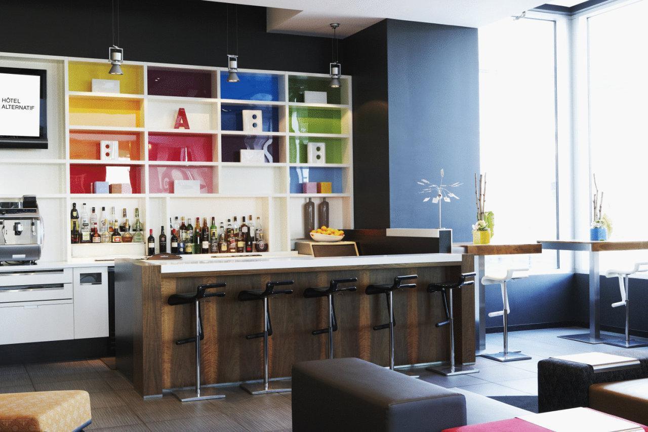 Hotel Alt Quartier Dix30 Brossard Exteriör bild